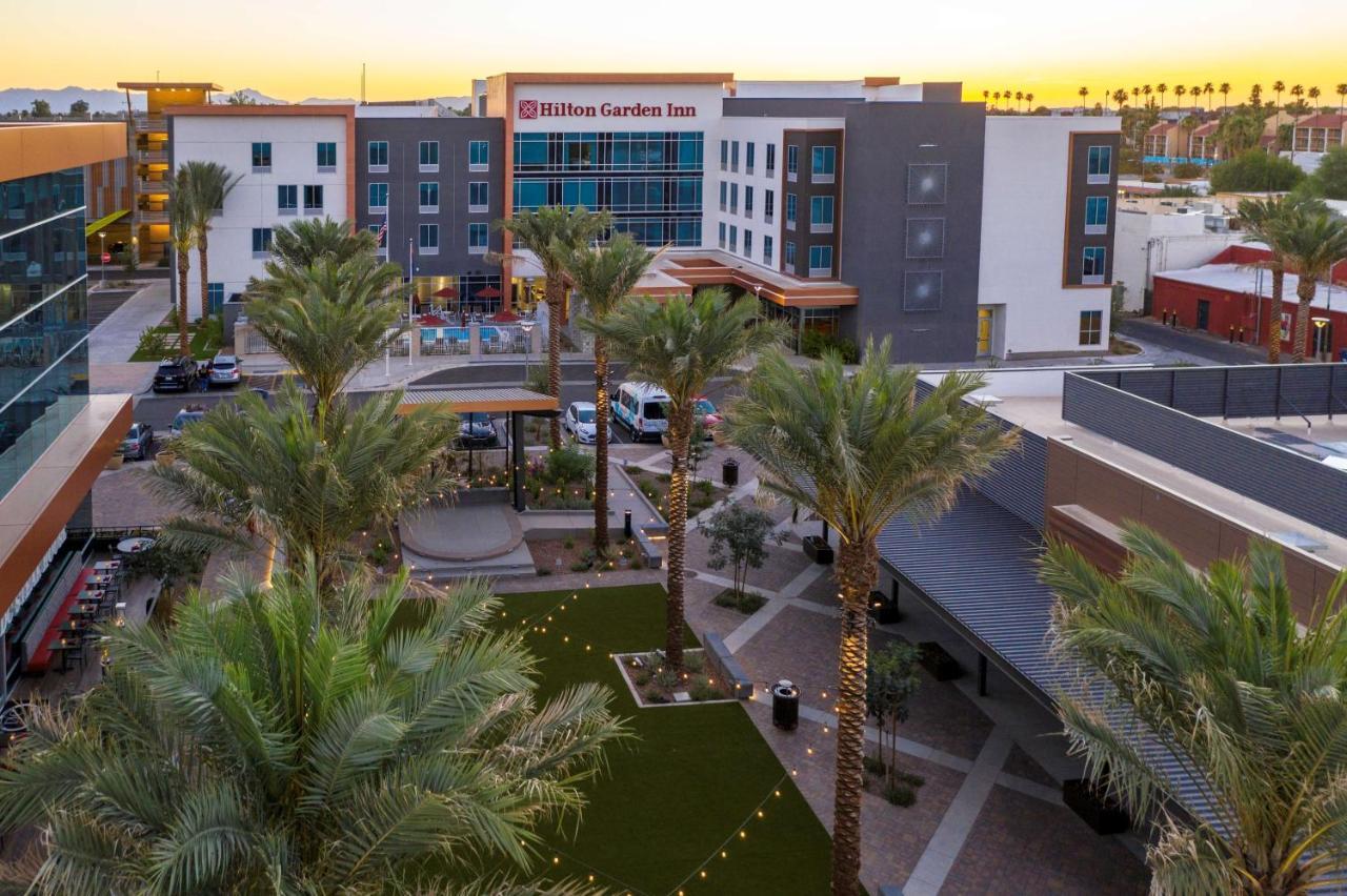 Hilton Garden Inn Chandler Downtown Esterno foto