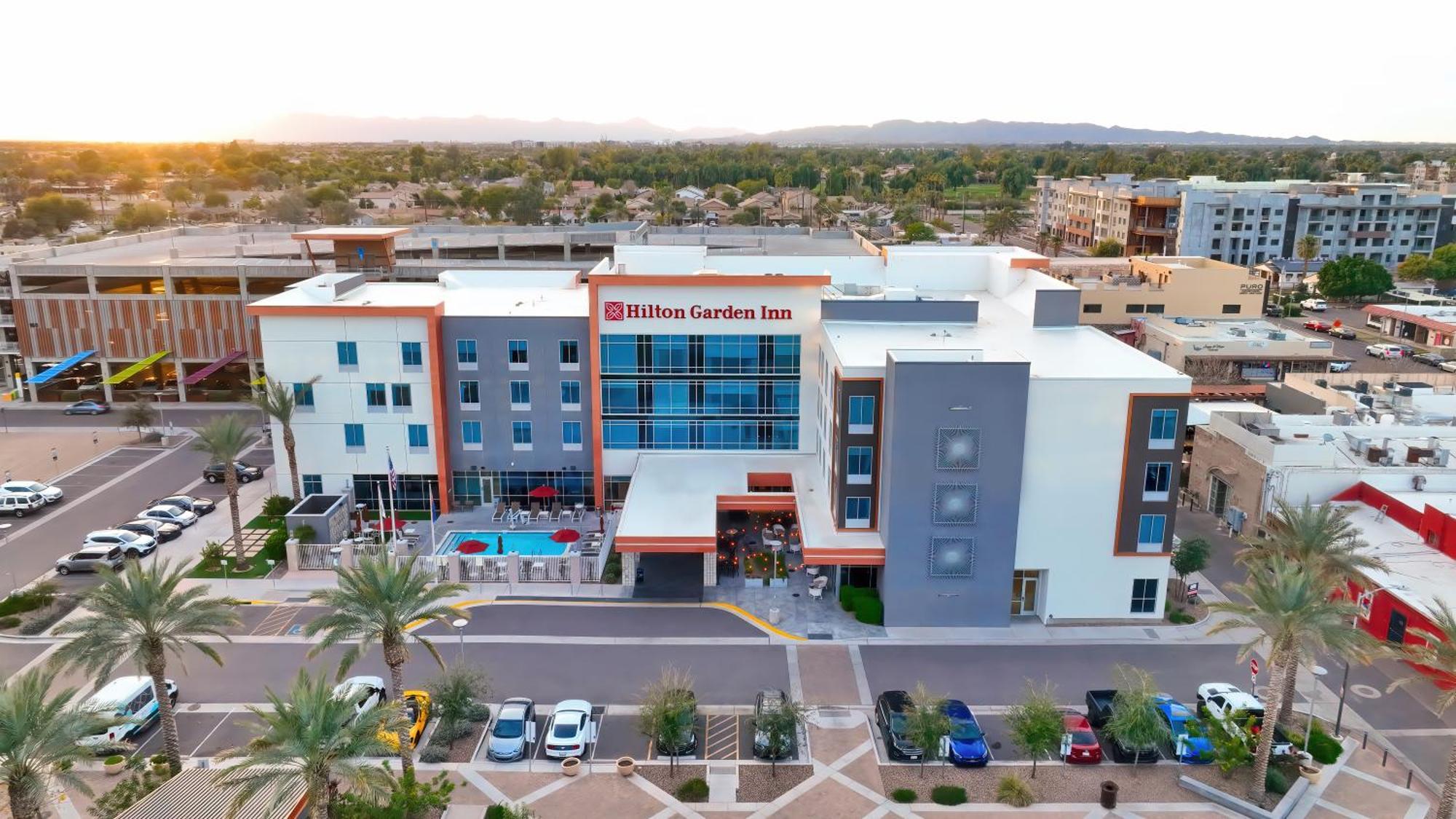 Hilton Garden Inn Chandler Downtown Esterno foto