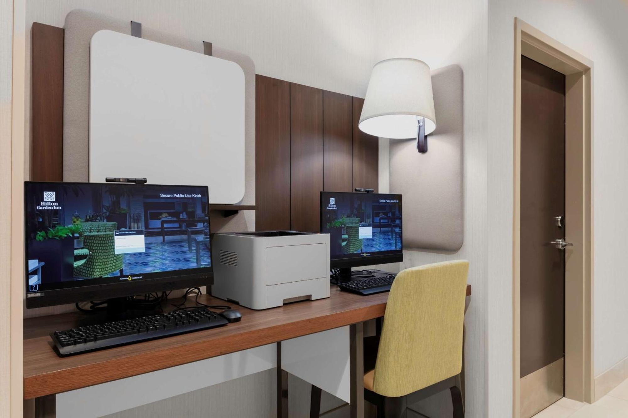 Hilton Garden Inn Chandler Downtown Esterno foto