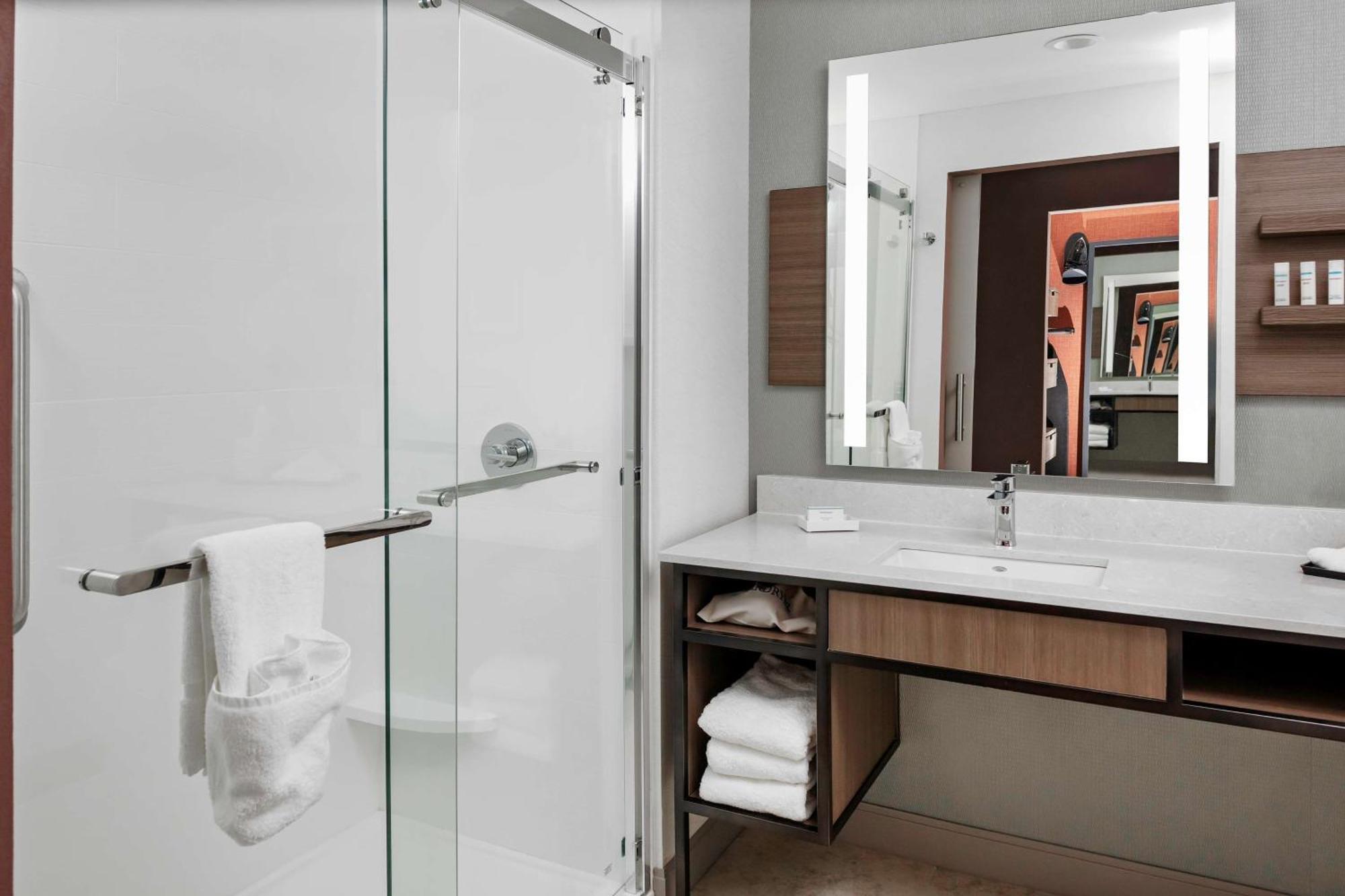 Hilton Garden Inn Chandler Downtown Esterno foto