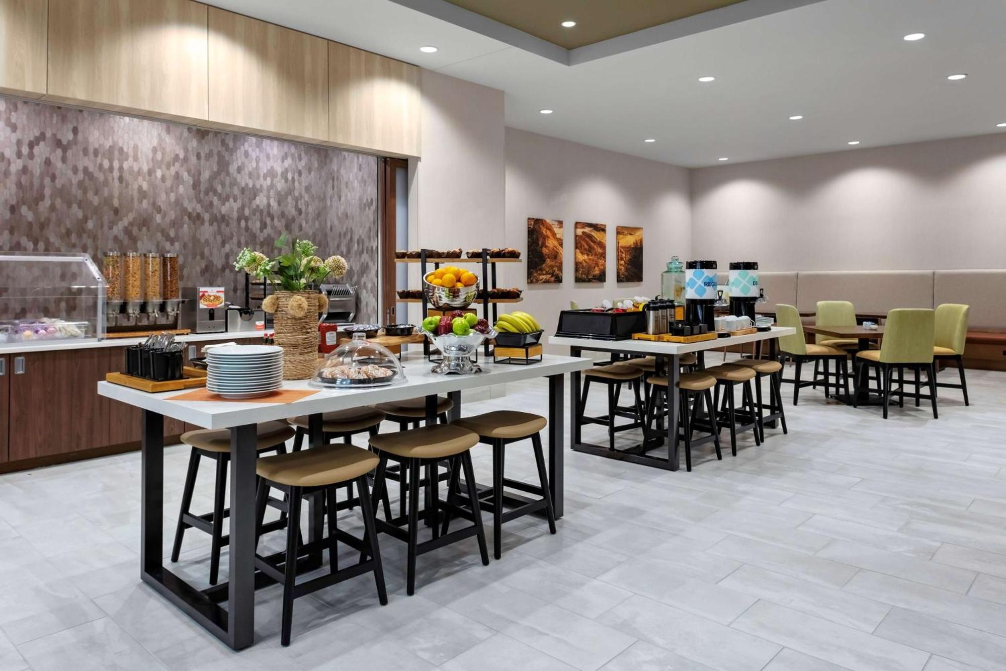 Hilton Garden Inn Chandler Downtown Esterno foto